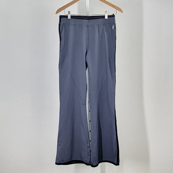 FREE PEOPLE MOVEMENT flares pants Sz L NEW - Picture 3 of 11